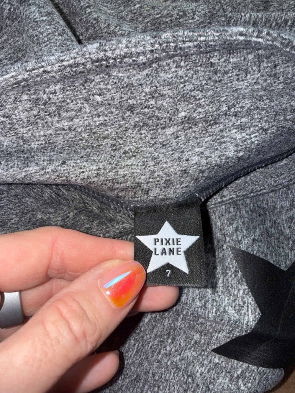 Pixie Lane Girls' Gray Star-Accent Flared Active Pants - Picture 4 of 4